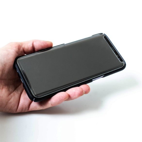 Apple iPhone 12 / 12 Pro, Műanyag hátlap védőtok, Spigen Thin Fit, fekete